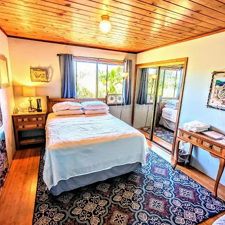 Hamakua Guesthouse Pepeekeo Exterior photo