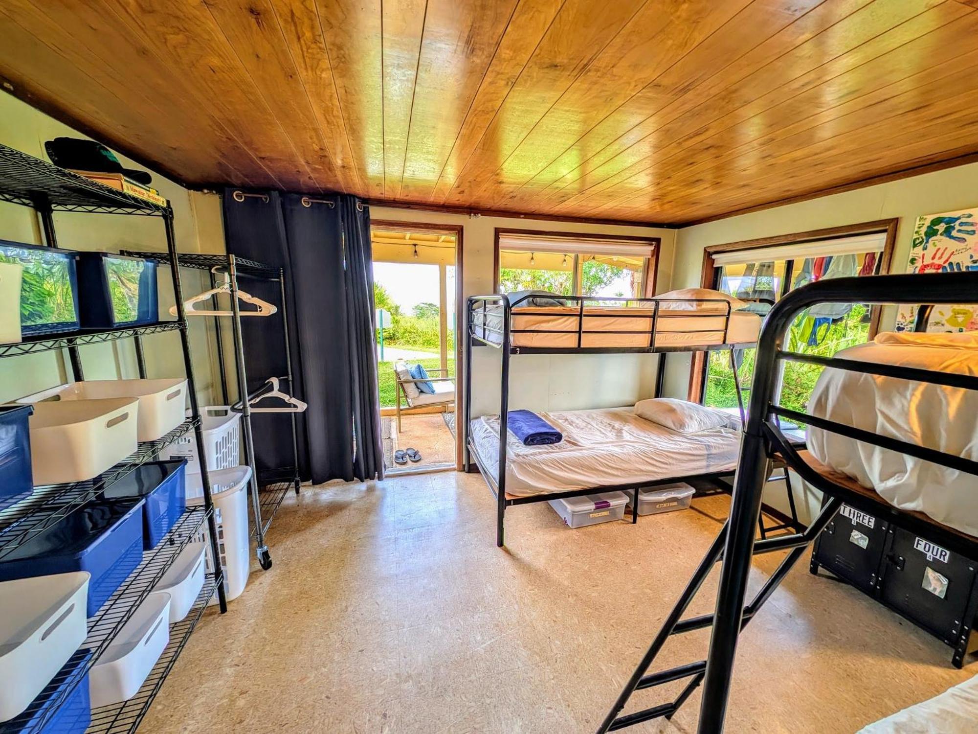 Hamakua Guest house Pepeekeo